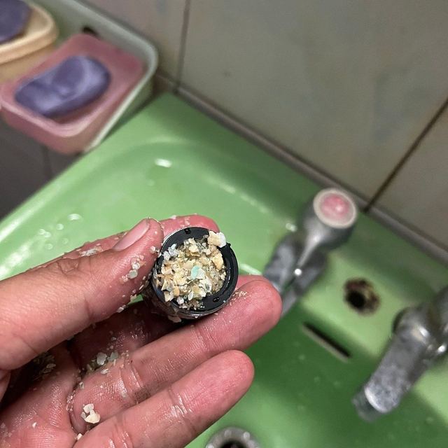 家裡裝了淨水器，還需要洗水塔嗎？淨水器只保護你「喝」的那一段
